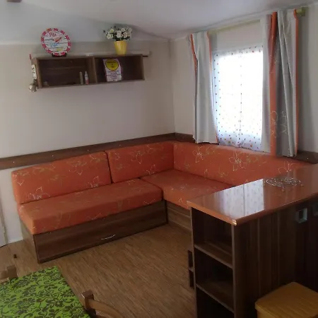 Mobilhome Des Tamaris *